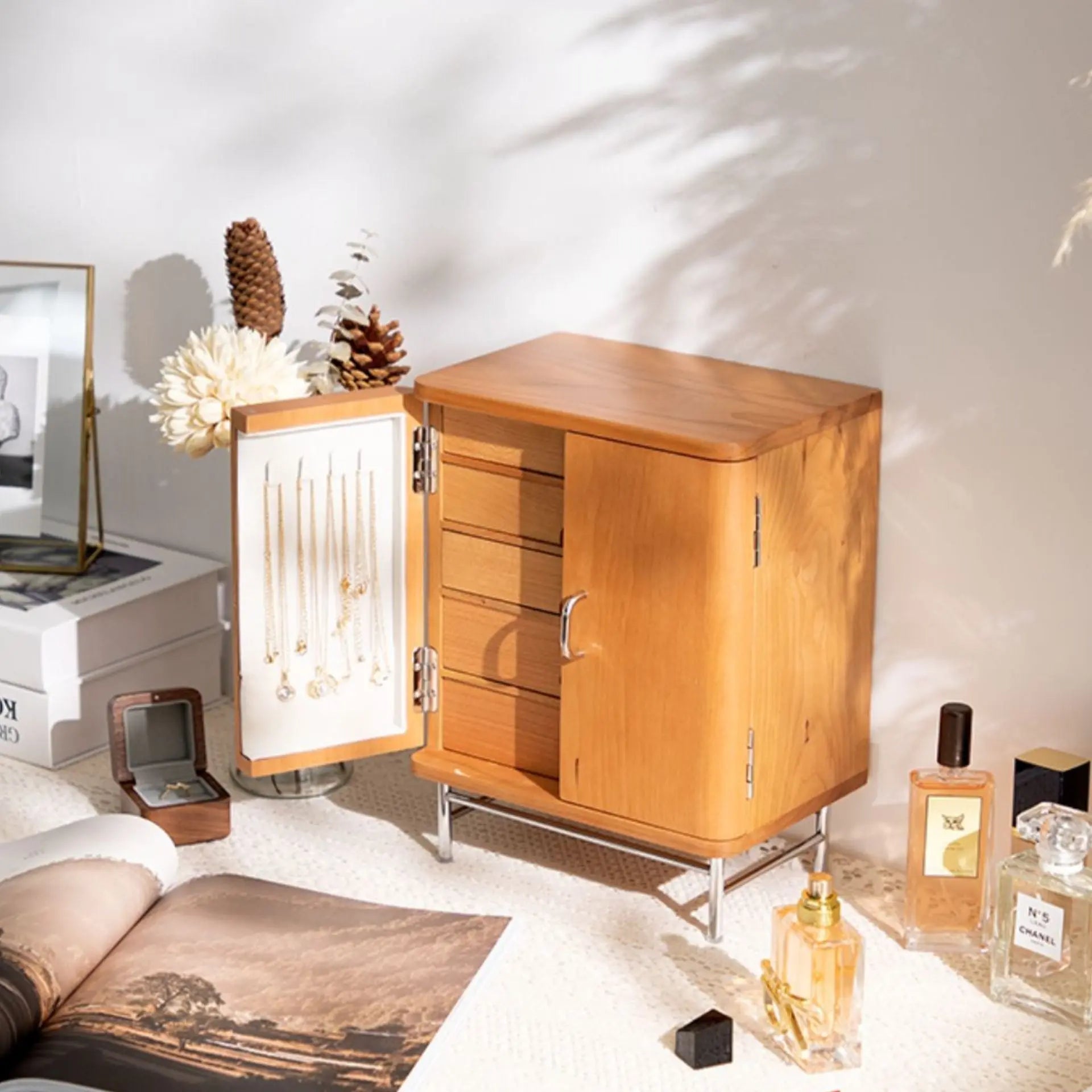 Boîte à bijoux en bois de cerisier massif avec tiroirs - Cléophée Paris