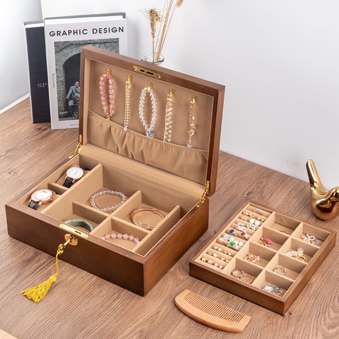 Boîte à bijoux en bois massif – 2 niveaux & coussins montres - Cléophée Paris