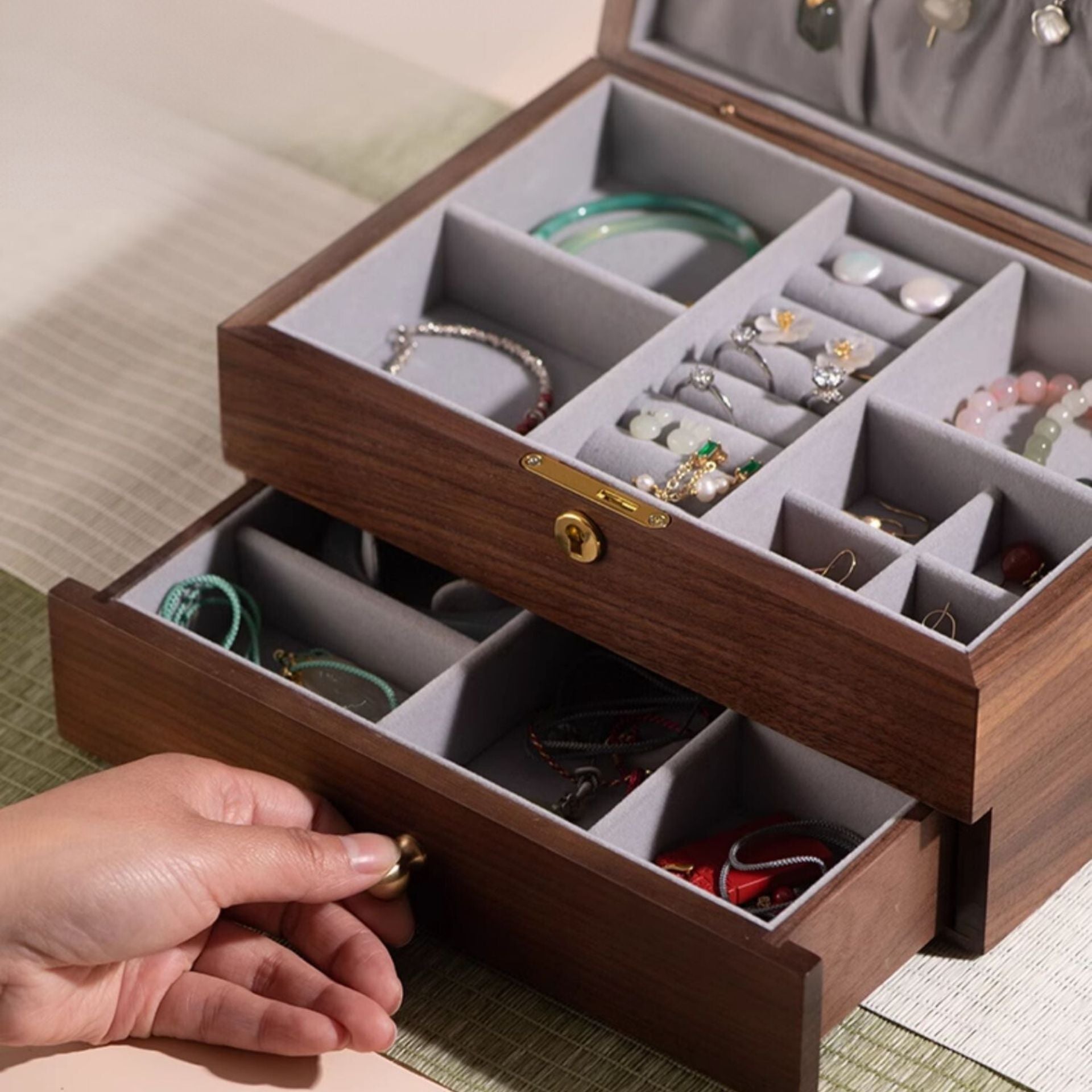 Boîte à bijoux en bois massif – Peinte à la main - Cléophée Paris