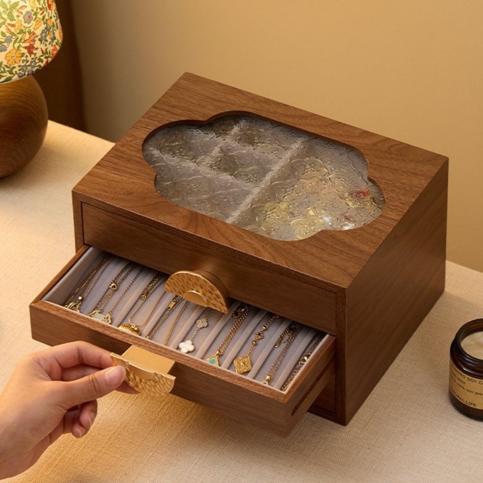 Boîte à Bijoux Noyer avec Couvercle en Verre Floral - Cléophée Paris