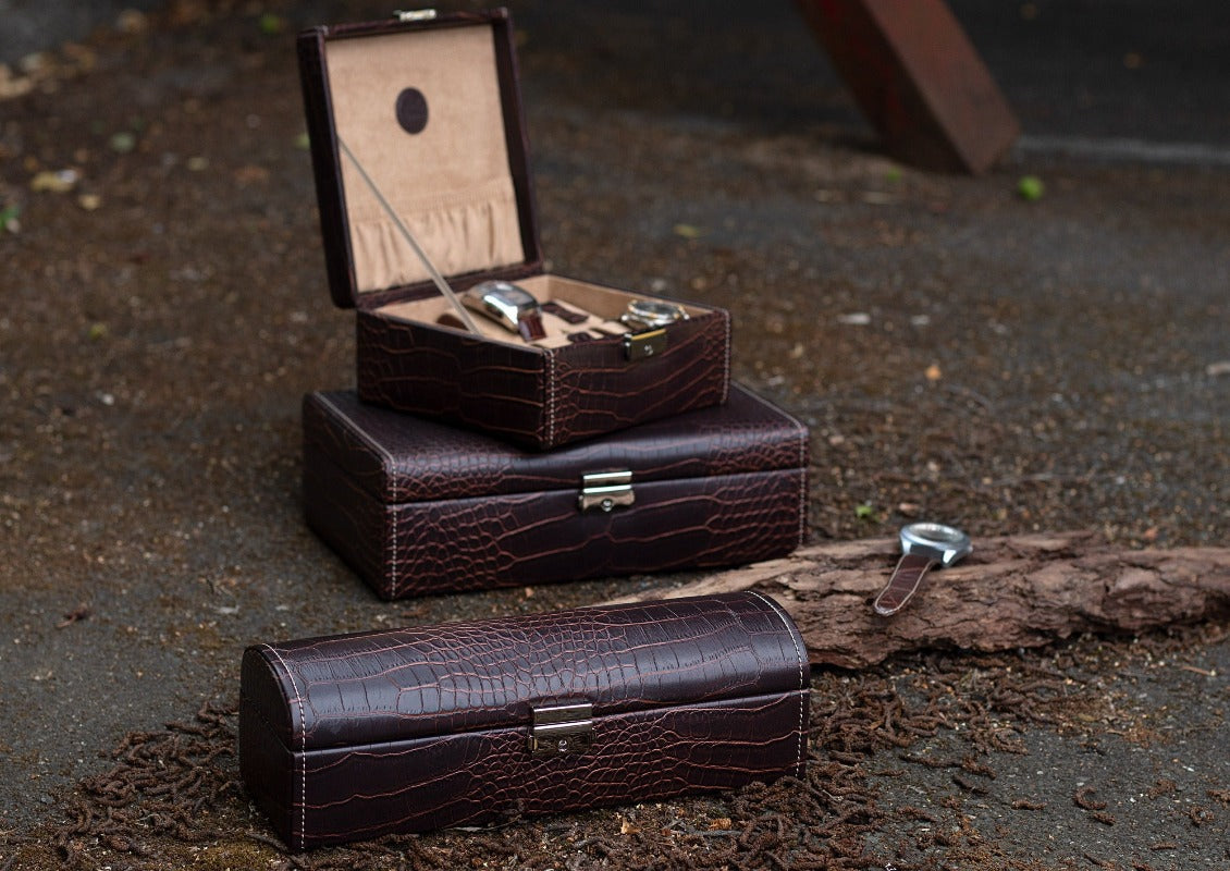 Boîte à montres marron vintage – 5, 6 ou 10 emplacements – vue 11 – Cléophée Paris