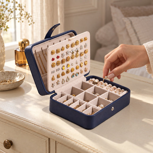 Étui de voyage à boutons, boîte à bijoux rectangulaire, en usage