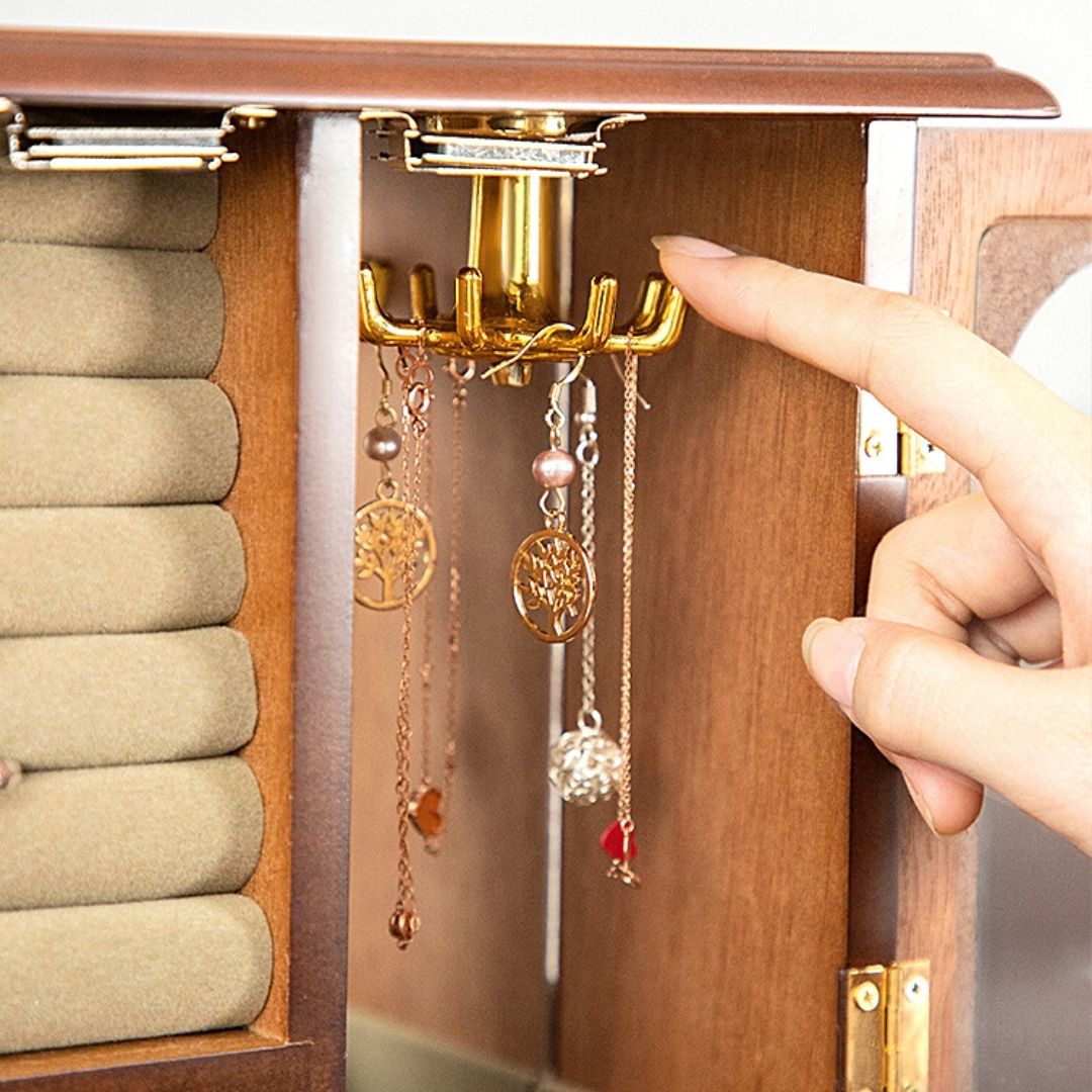 Petit cabinet à bijoux en bois - Cléophée Paris