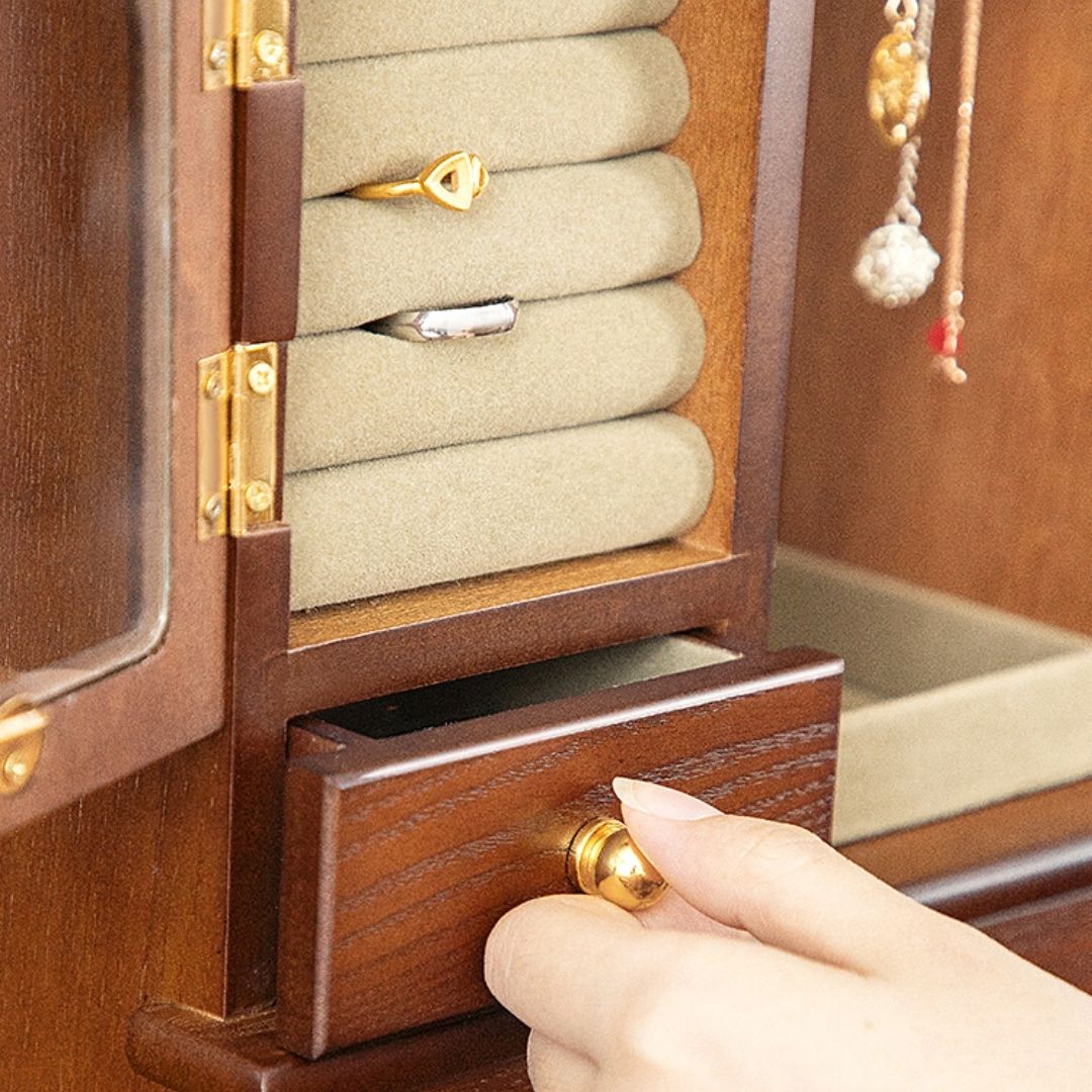 Petit cabinet à bijoux en bois - Cléophée Paris