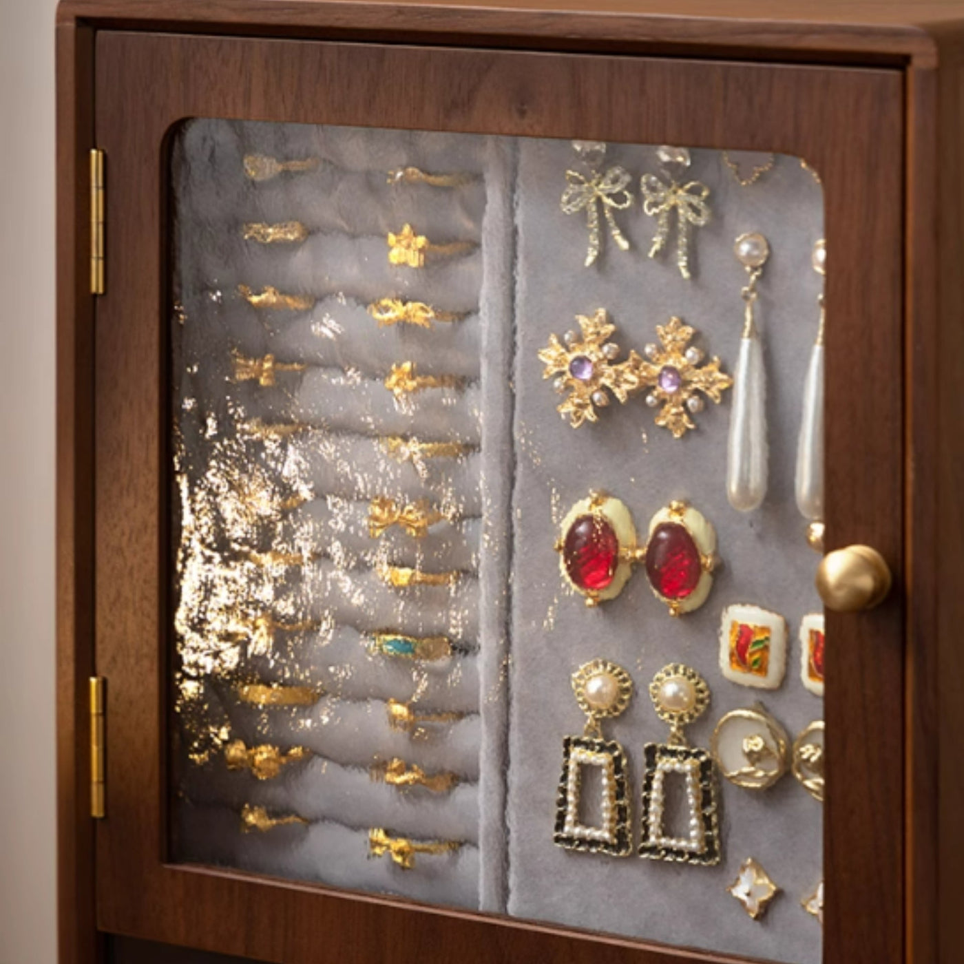 Vitrine à bijoux en bois – présentoir boucles d’oreilles & tiroirs - Cléophée Paris