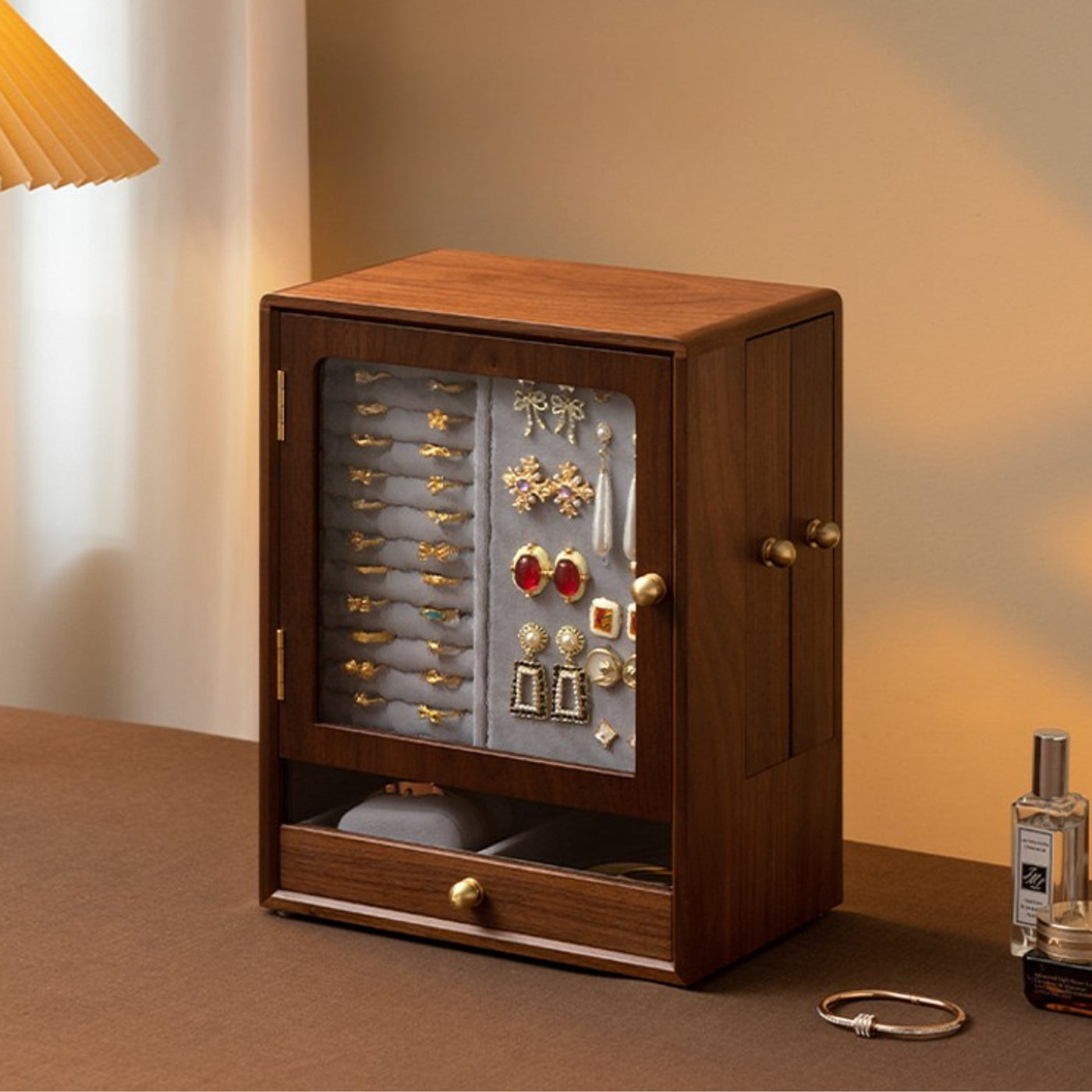 Vitrine à bijoux en bois – présentoir boucles d’oreilles & tiroirs - Cléophée Paris
